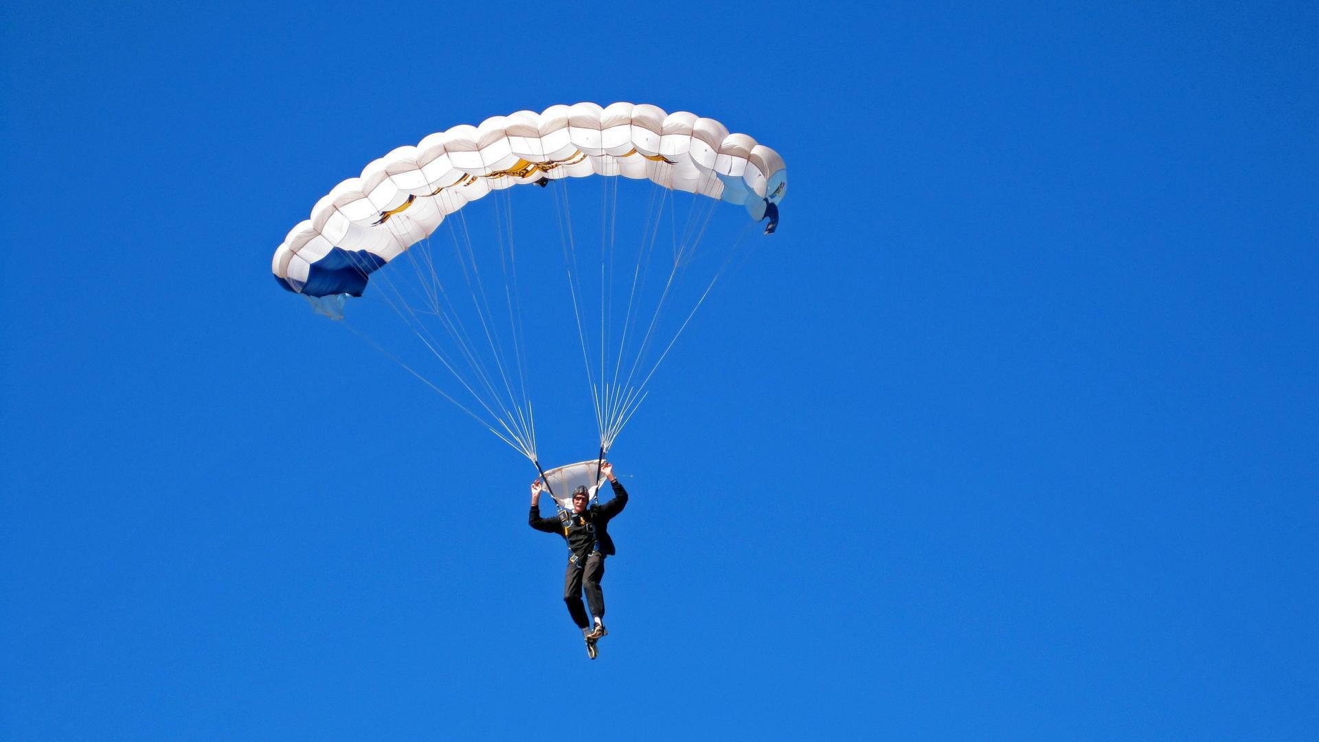 开云体育APP下载-伊利亚·哈伦赛后感谢团队支持